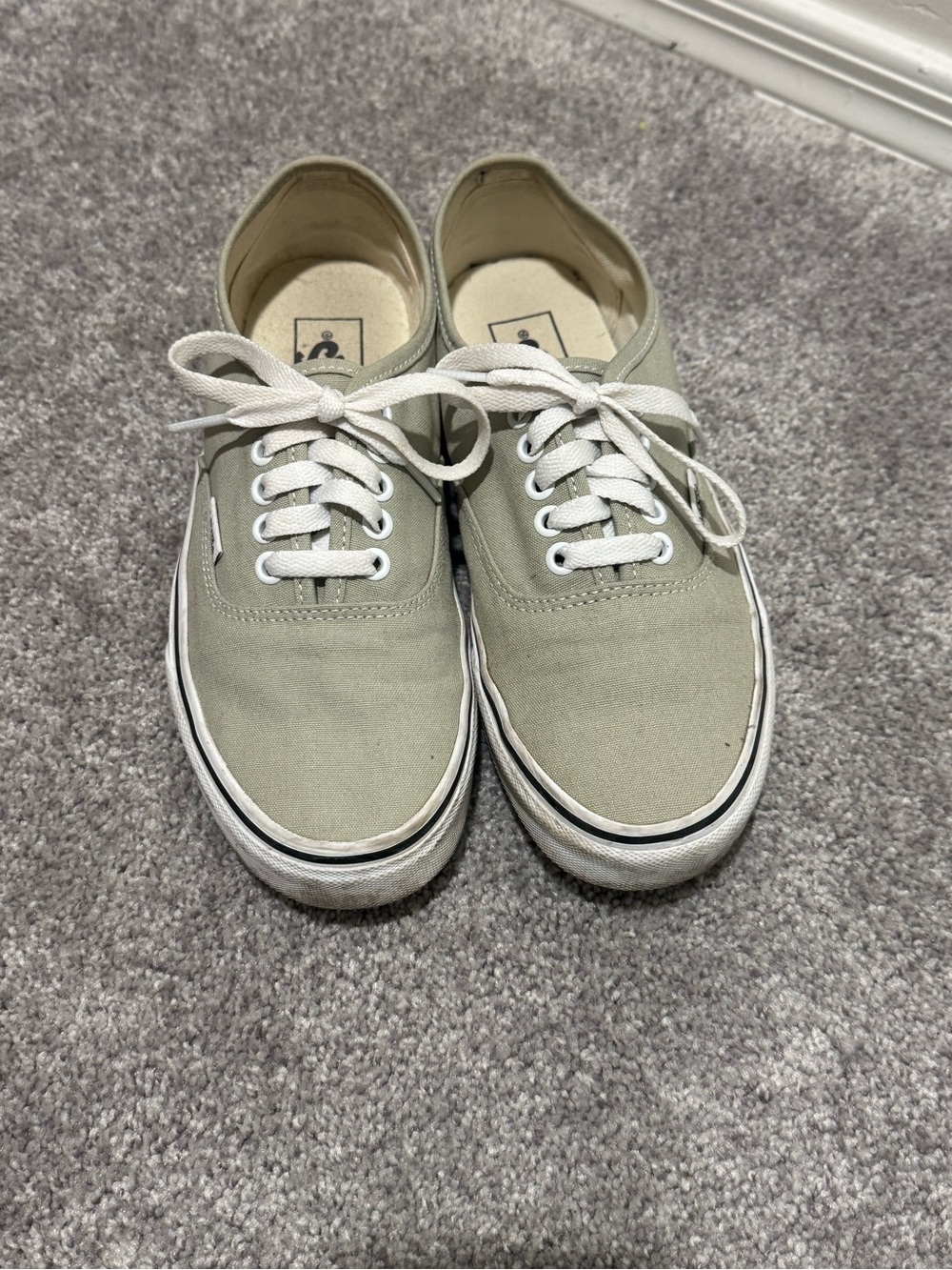 Authentic Vans - Picture 3 of 7